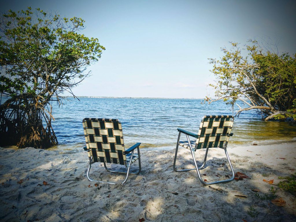 these americanmade lawn chairs have an old school flair